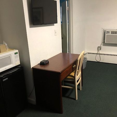 Collier'S Motel 路易斯威尔 外观 照片