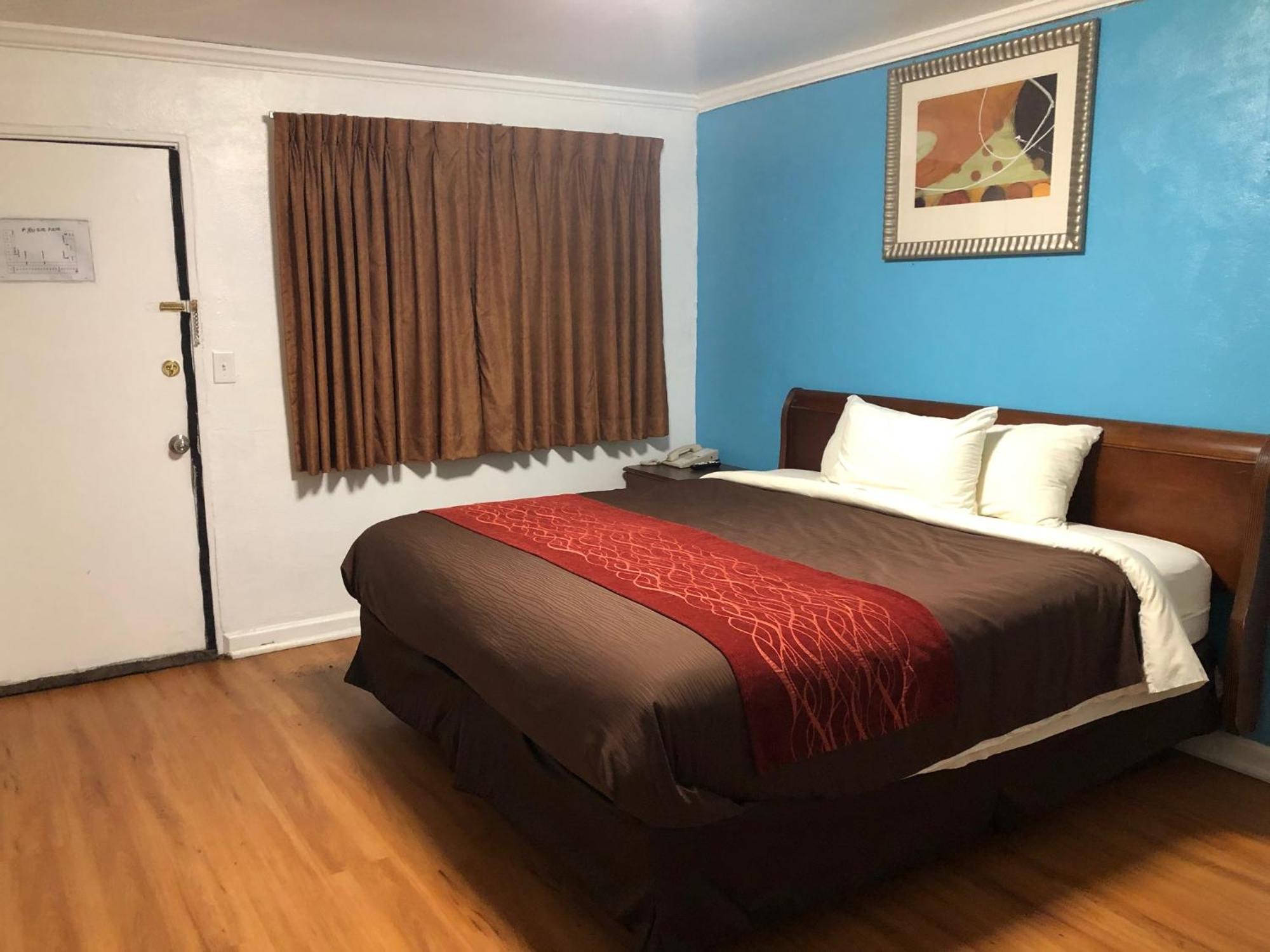 Collier'S Motel 路易斯威尔 外观 照片