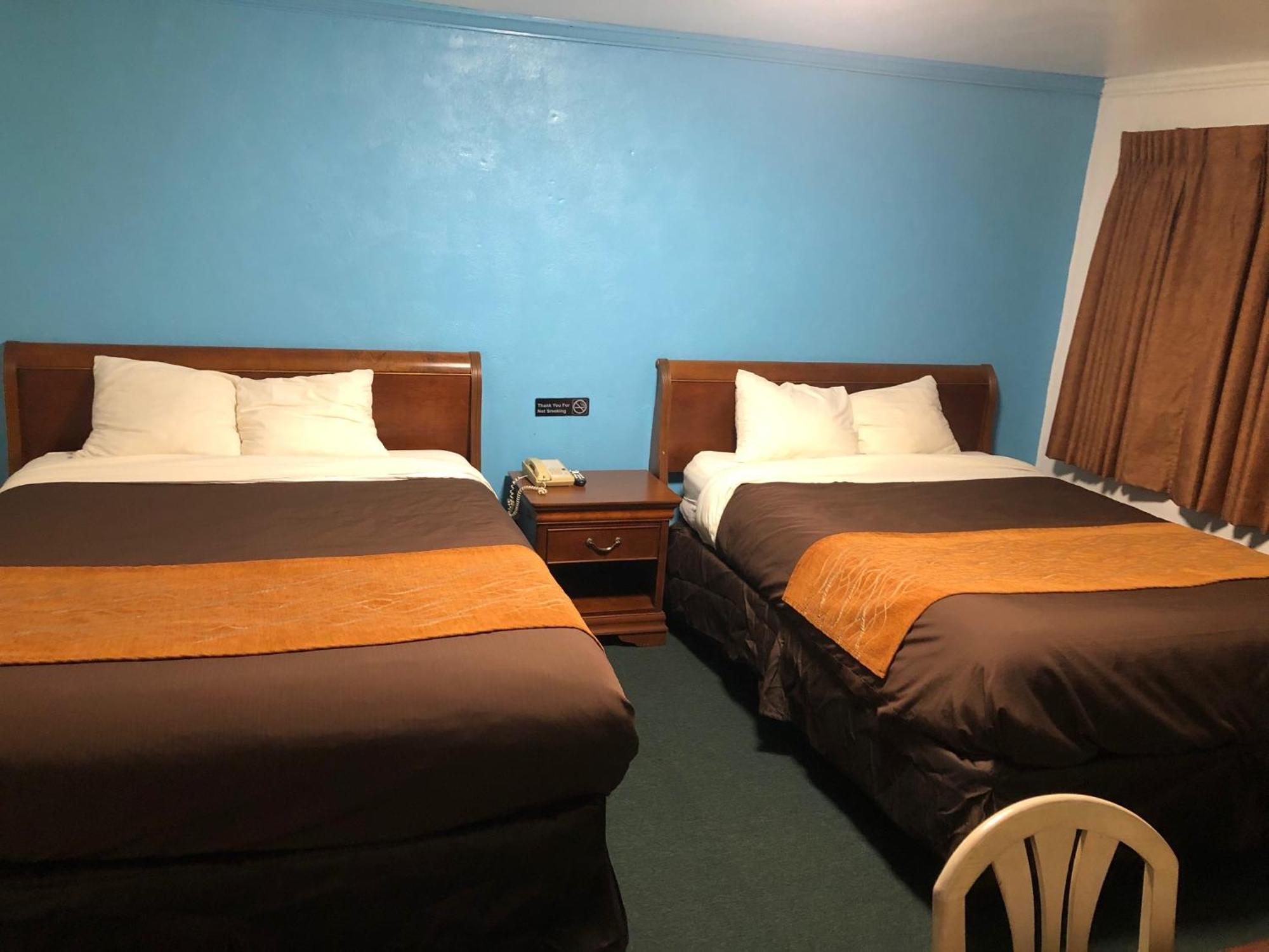 Collier'S Motel 路易斯威尔 外观 照片